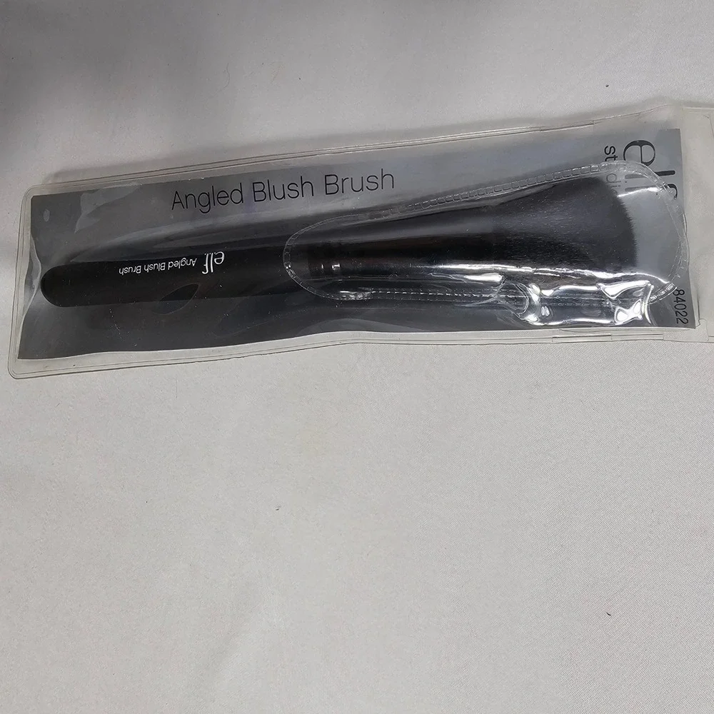 E.L.F. 3 Brushes Set - 2‎ Stipple 96003 & 84015 - Angled Blush 84022